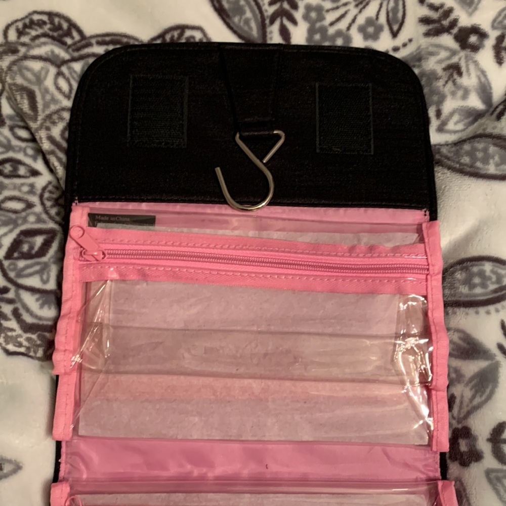Makeup bag - Picture 3 of 4